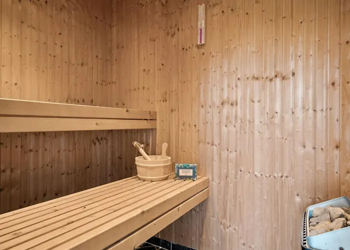 Hakan - 900m From The Sea By Interhome